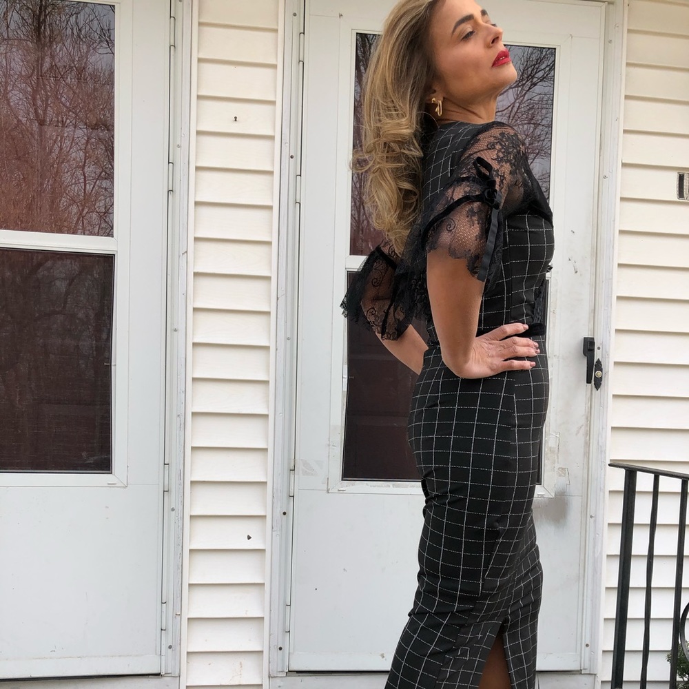 Dress - Picture 4 of 8